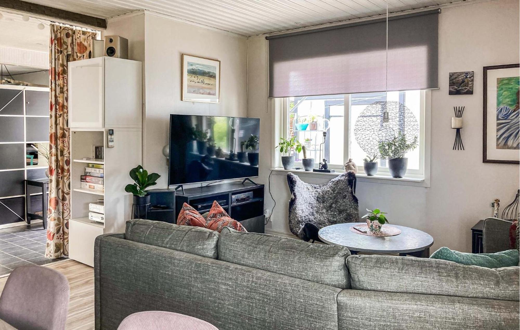 Cozy Home In Borgholm With Wifi Exterior photo